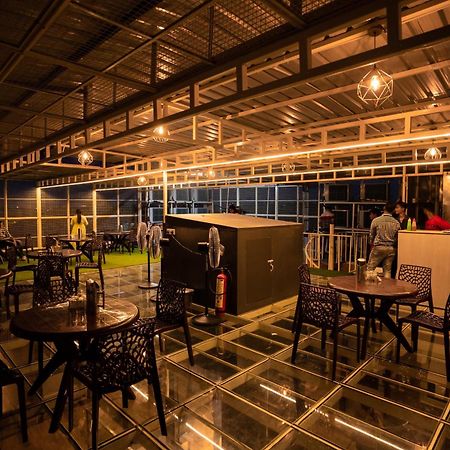 Hotel Jsr Ganga Varanasi Exteriör bild
