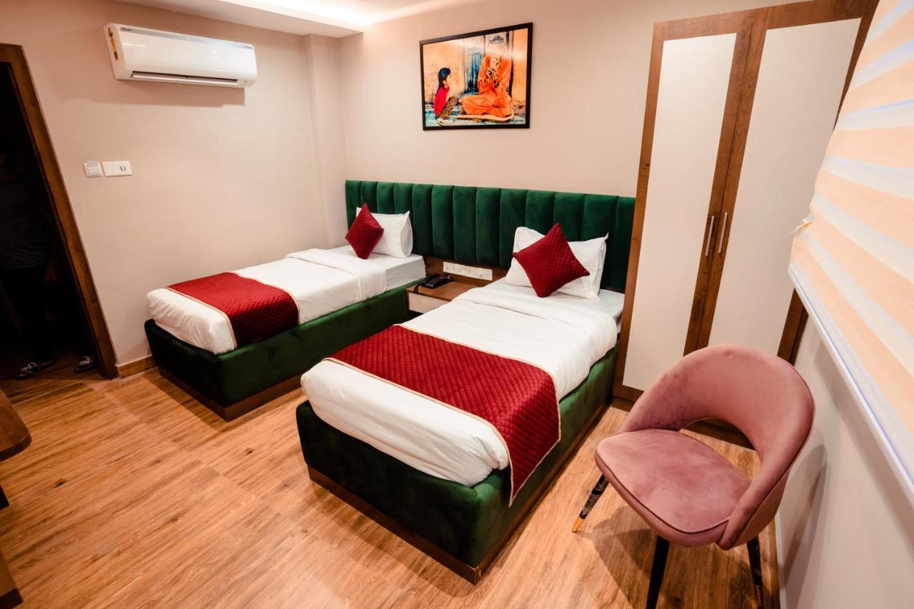 Hotel Jsr Ganga Varanasi Exteriör bild